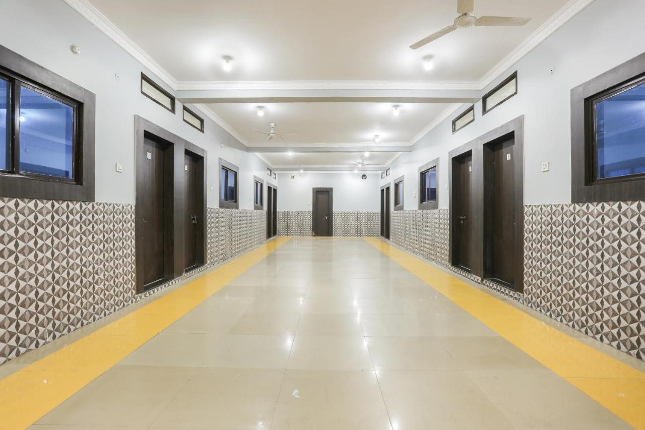 Oyo 60844 Jash Garden Restaurant Indore Exterior photo